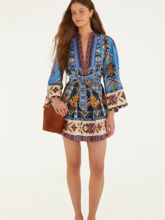 FARM Rio Dresses & Skirts - FARM Rio Embroidered Tapestry Blue Mini Dress M NWT